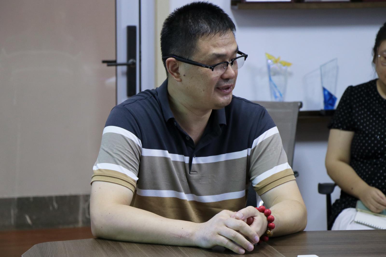 图为董事长总经理朱清毅讲话.jpg 图为董事长总经理朱清毅讲话.jpg